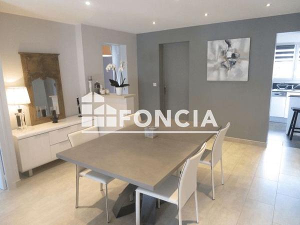 Location Appartement 4 pièces 85.9 m² - 1 BIS PLACE DES EPARS Chartres 28000