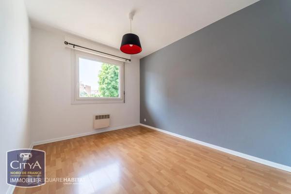 Appartement à louer 3 pièces 76.33m² Lille (59800)