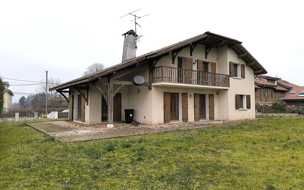 Maison à vendre    6 pièces • 174 m2 Prévessin-Moëns