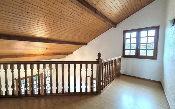 Maison à vendre    6 pièces • 174 m2 Prévessin-Moëns