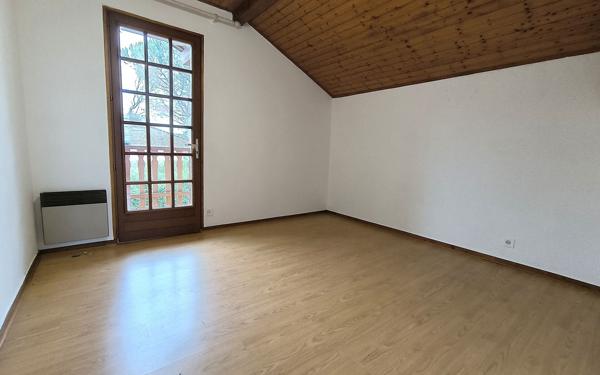 Maison à vendre    6 pièces • 174 m2 Prévessin-Moëns