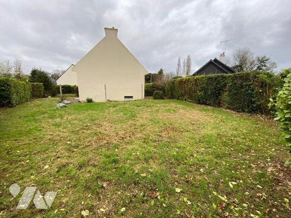Maison à Vendre à Plouha (22580) en Côtes-d'Armor (22)

Cette maison dispose de quatre pièces...