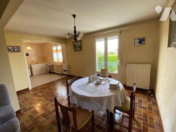 Maison à Vendre à Plouha (22580) en Côtes-d'Armor (22)

Cette maison dispose de quatre pièces...