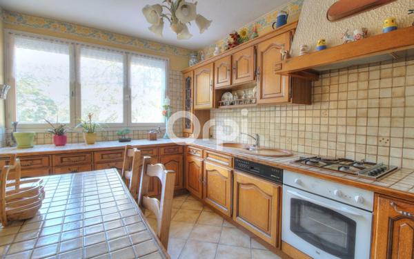 Appartement à vendre    3 pièces • 73,51 m2 Meyzieu