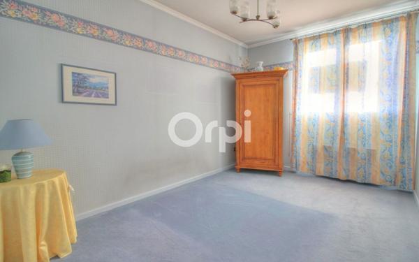 Appartement à vendre    3 pièces • 73,51 m2 Meyzieu