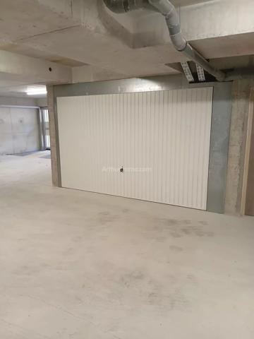 Vente                                                      Parking
                        
                                         19 m2                     à Calvi