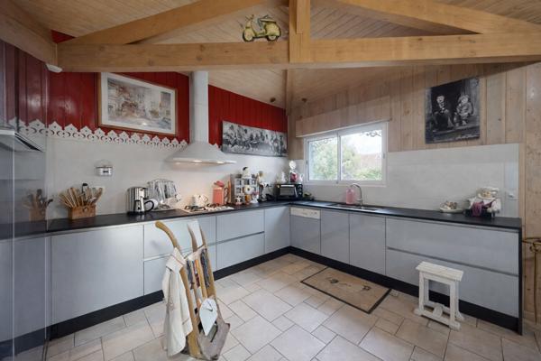 Maison Saint-Paul-lès-Dax 6 pièces 161 m²