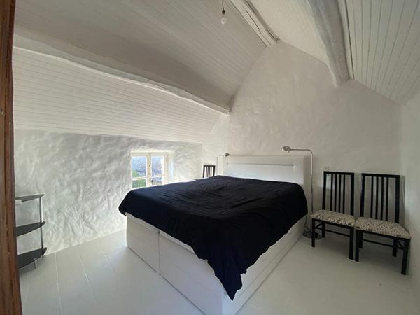 Demeure de charme en pierre du Vexin de 215m² sur un terrain de 550m² à FOLLAINVILLE