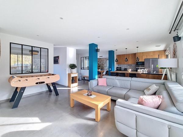 Maison familiale 158m² - 4 chambres - Prestations haut de gamme