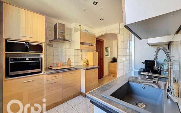 Appartement à vendre    3 pièces • 56 m2 Fréjus