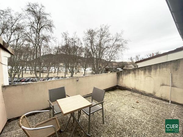 T2 meublé avec terrasse -TOURNON SUR RHONE