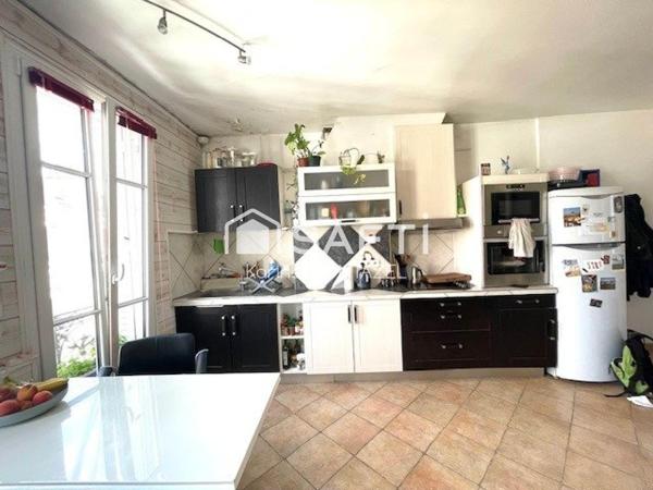 F2 traversant d'environ 38 m², calme et lumineux