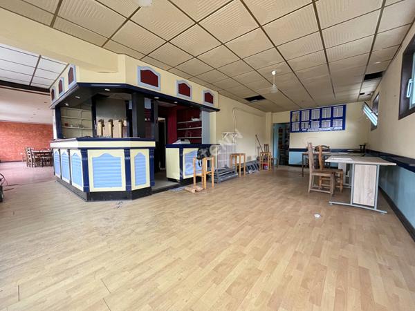 Immeuble à vendre à Moustoir Remungol d'une surface d'env. de 300 m² avec un terrain de 1350 m²