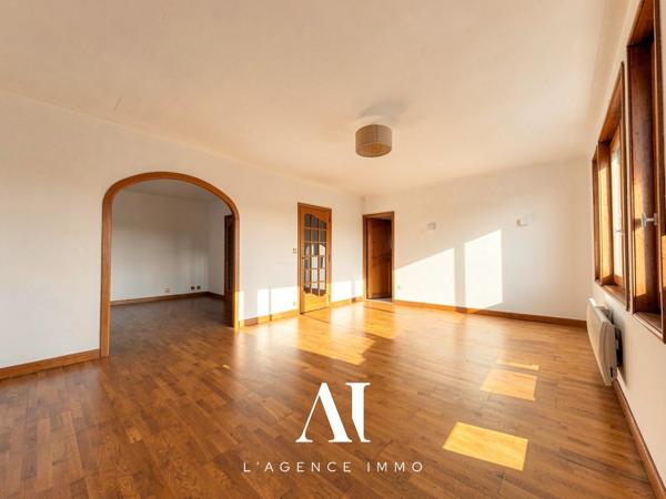 Appartement T3 Dernier étage Cave Proche gare Valserhône 01200