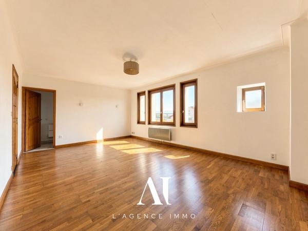 Appartement T3 Dernier étage Cave Proche gare Valserhône 01200