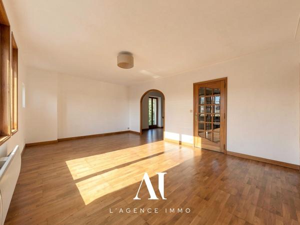 Appartement T3 Dernier étage Cave Proche gare Valserhône 01200