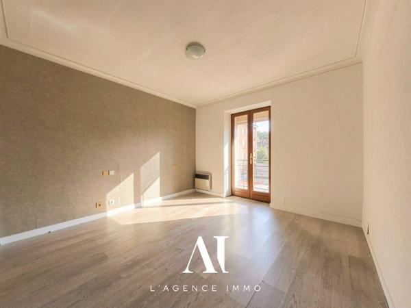 Appartement T3 Dernier étage Cave Proche gare Valserhône 01200