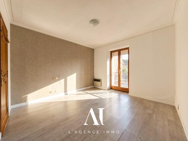 Appartement T3 Dernier étage Cave Proche gare Valserhône 01200