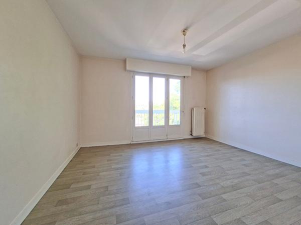 APPARTEMENT T2 CHÂTELLERAULT - PROCHE GARE/CENTRE VILLE