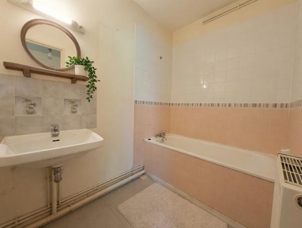 APPARTEMENT T2 CHÂTELLERAULT - PROCHE GARE/CENTRE VILLE