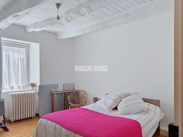 exclusivité Maison Rouge maison en coeur de bourg!