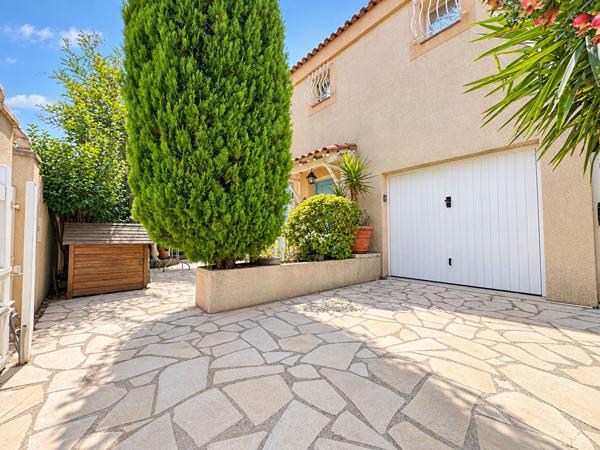 Caillols 13012 Maison avec jardin, garage et piscine
