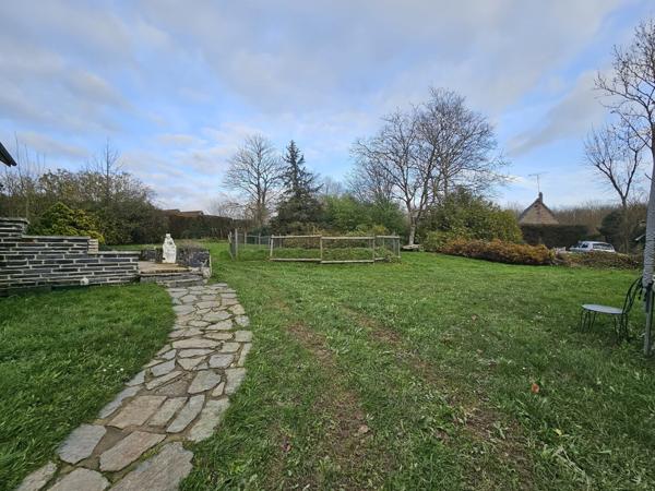 Maison 75m2 et Hangar de 120m2 sur terrain de 3260m2