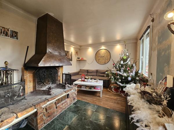 Maison 75m2 et Hangar de 120m2 sur terrain de 3260m2