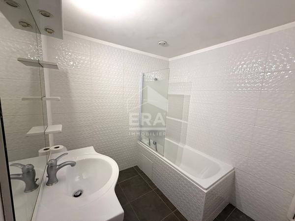 A VENDRE 13530 TRETS APPARTEMENT DUPLEX T3 DE 57 M² AU SOL (45m² Loi Carrez)
