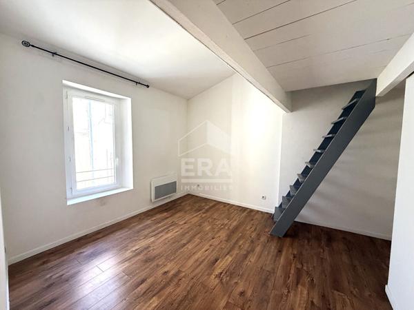 A VENDRE 13530 TRETS APPARTEMENT DUPLEX T3 DE 57 M² AU SOL (45m² Loi Carrez)