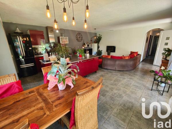 Maison traditionnelle 4 pièces de 98 m² à Bédarieux (34600)