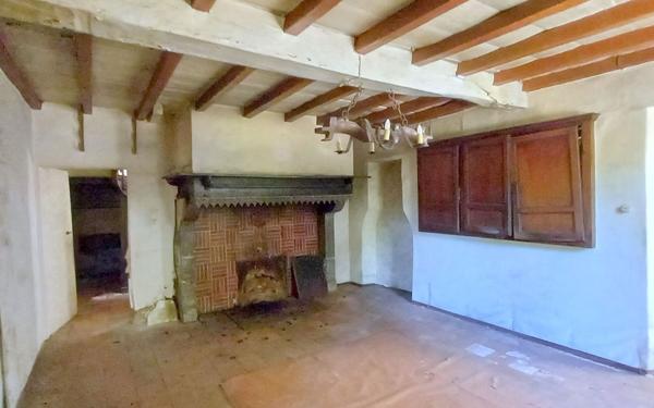 Maison à vendre    6 pièces •  Tilh