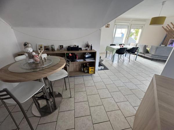 Appartement T3 96 m2 2 ch. à COSNES