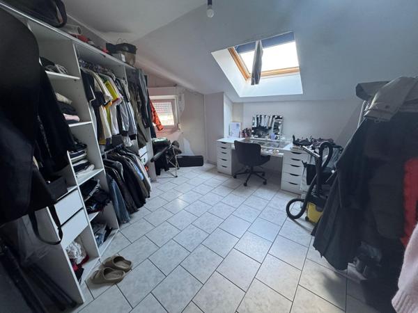 Appartement T3 96 m2 2 ch. à COSNES