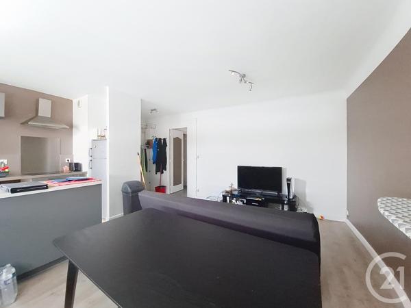 Appartement F3 à vendre  3 pièces - 52,74 m2 LA ROCHETTE - 77