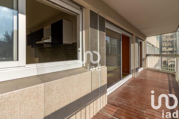 Appartement 4 pièces de 82 m² à Marly-le-Roi (78160)