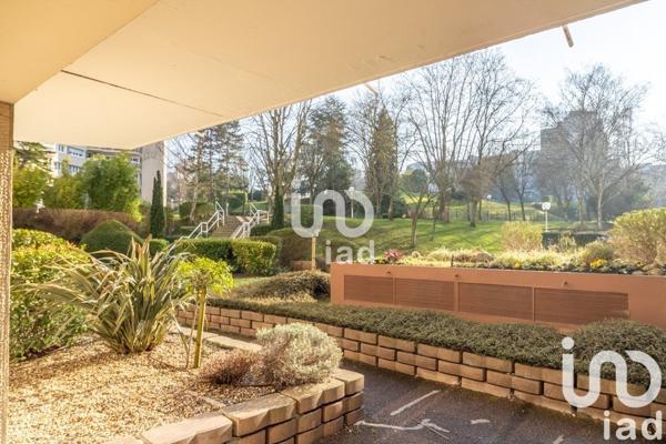 Appartement 4 pièces de 82 m² à Marly-le-Roi (78160)