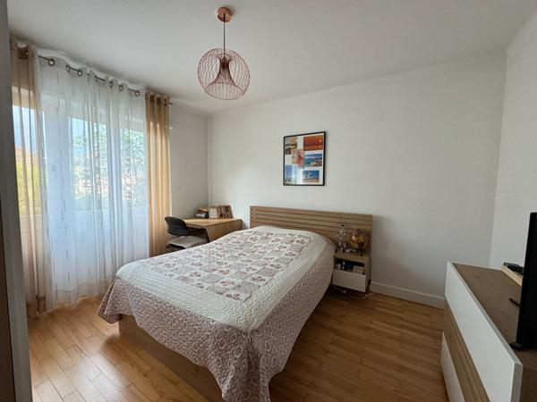 Appartement - 4 pièces - 77 m²