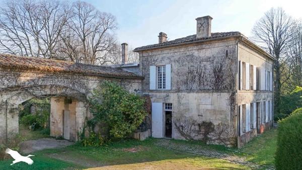 Maison à vendre |                                       Jonzac |                                        9 pièces  |  277 m²