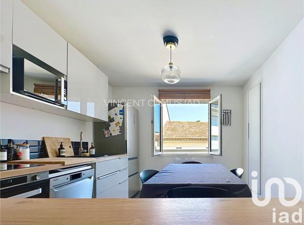 Appartement à vendre 4 pièces 98 m² Sanary-sur-Mer