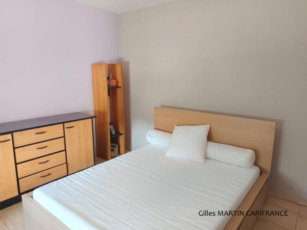 Propriete à vendre 5 pièces avec un chai et une dépendance