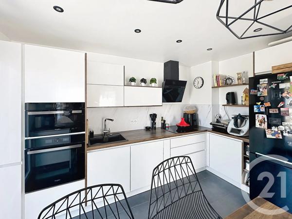 Appartement F4 à vendre  4 pièces - 84,42 m 2   THIAIS  - 94