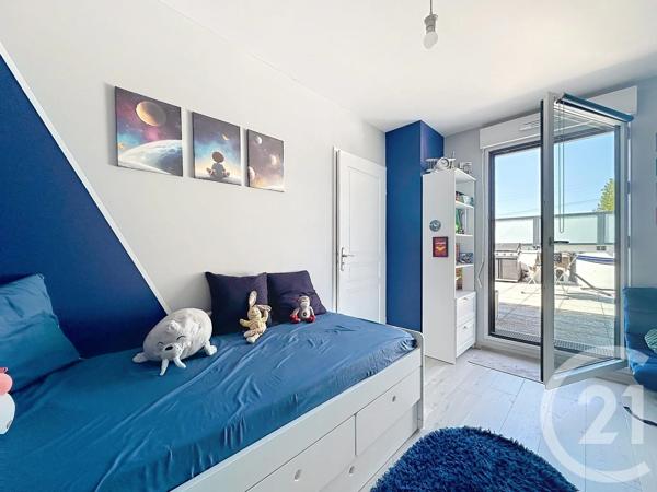 Appartement F4 à vendre  4 pièces - 84,42 m 2   THIAIS  - 94