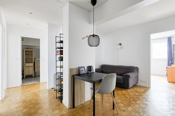 Appartement F4 à vendre  4 pièces - 79 m 2   AUBERVILLIERS  - 93