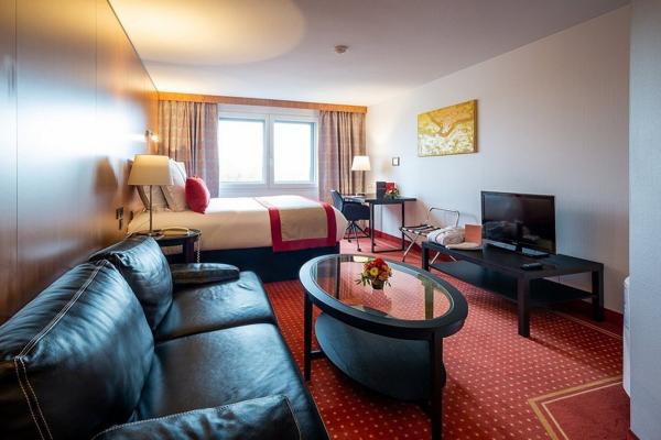 INVESTISSEMENT LOCATIF – MERIGNAC – Résidence d'Affaires Le M & Spa Bordeaux Aéroport - 6% de rentabilité