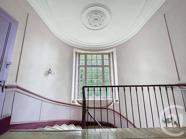 Maison à vendre  18 pièces - 565 m2 MIRECOURT - 88