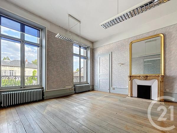 Maison à vendre  18 pièces - 565 m2 MIRECOURT - 88