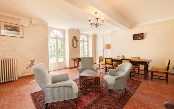 Maison à vendre    10 pièces •  Saint-Sever