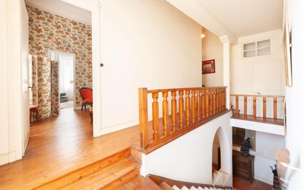 Maison à vendre    10 pièces •  Saint-Sever