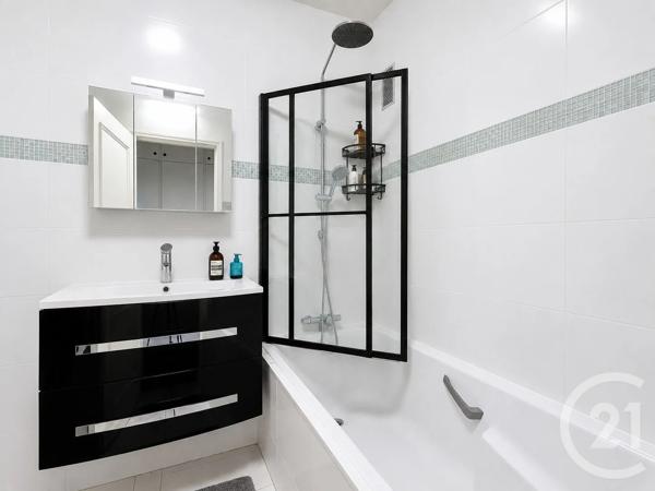 Appartement F4 à vendre  4 pièces - 78,48 m 2   DEUIL LA BARRE  - 95
